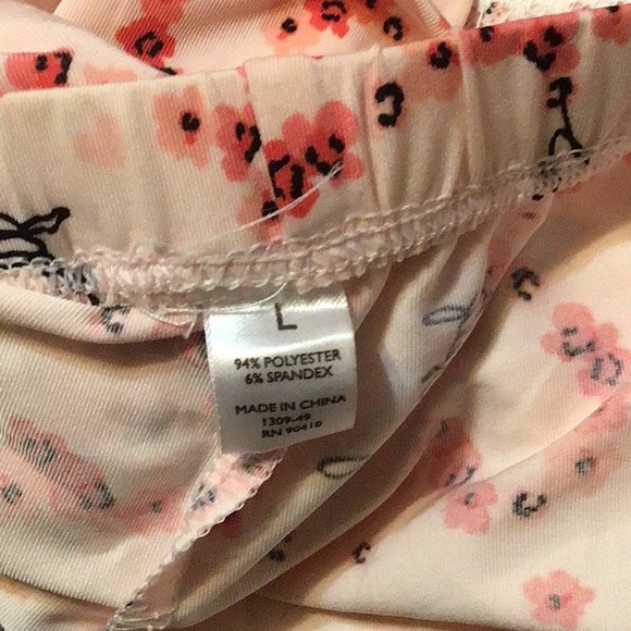 Intimate Wears. - Picture 6 of 7